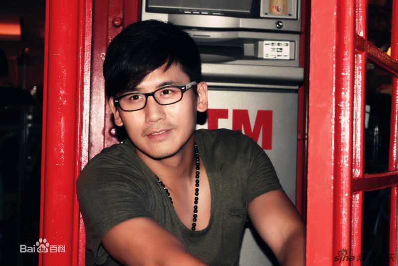 于晓光(Ethan)时尚