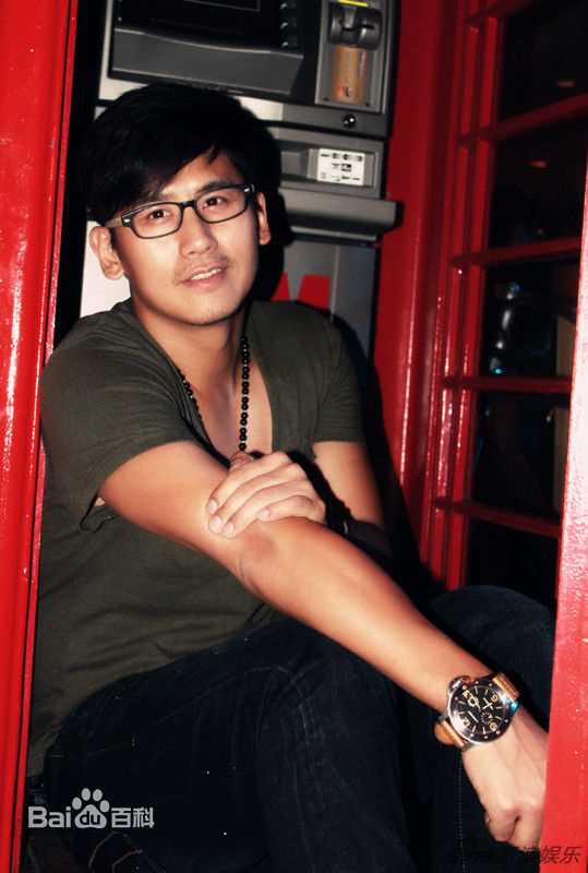 于晓光(Ethan)时尚