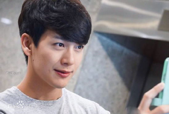 普提查·克瑟辛(Puttichai Kasetsin、 )(push)壁纸壁纸