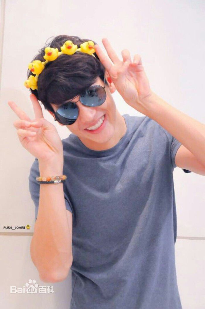 普提查·克瑟辛(Puttichai Kasetsin、 )(push)壁纸壁纸