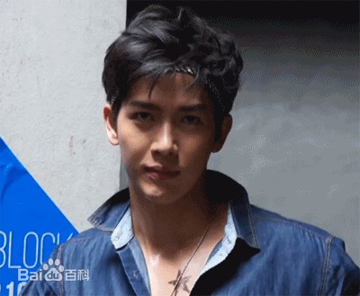 最优质普提查·克瑟辛(Puttichai Kasetsin、 )生活照