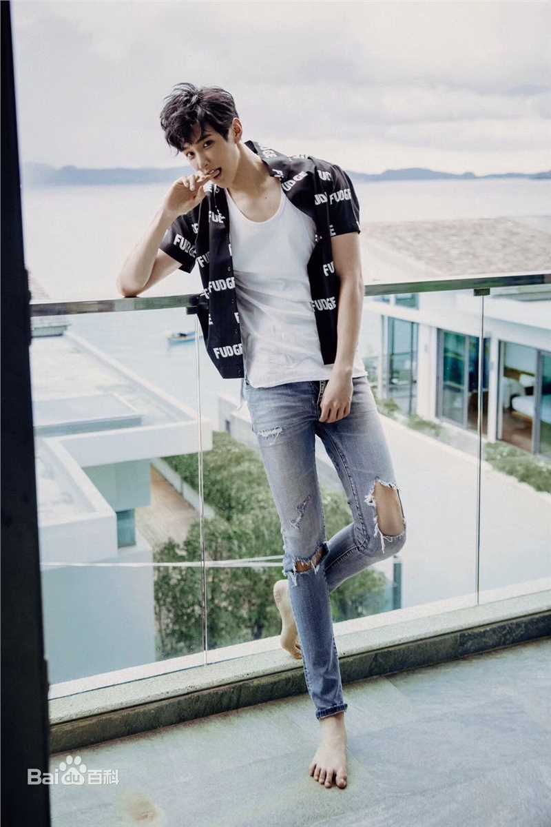 彦希(Saixixi)生活照图册