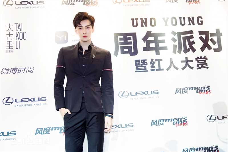 彦希(Saixixi)风度图片图集