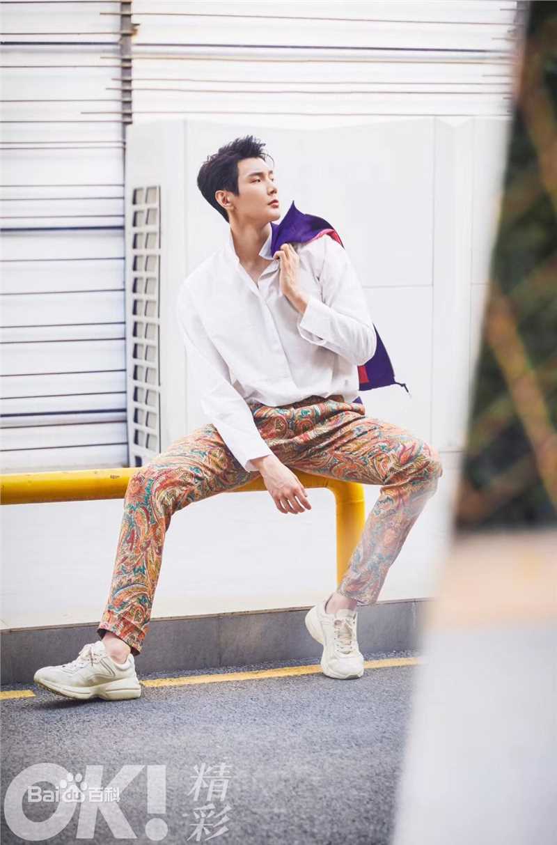 高清彦希(Saixixi)在《OK！精彩》 2018年9月1日刊中的图集