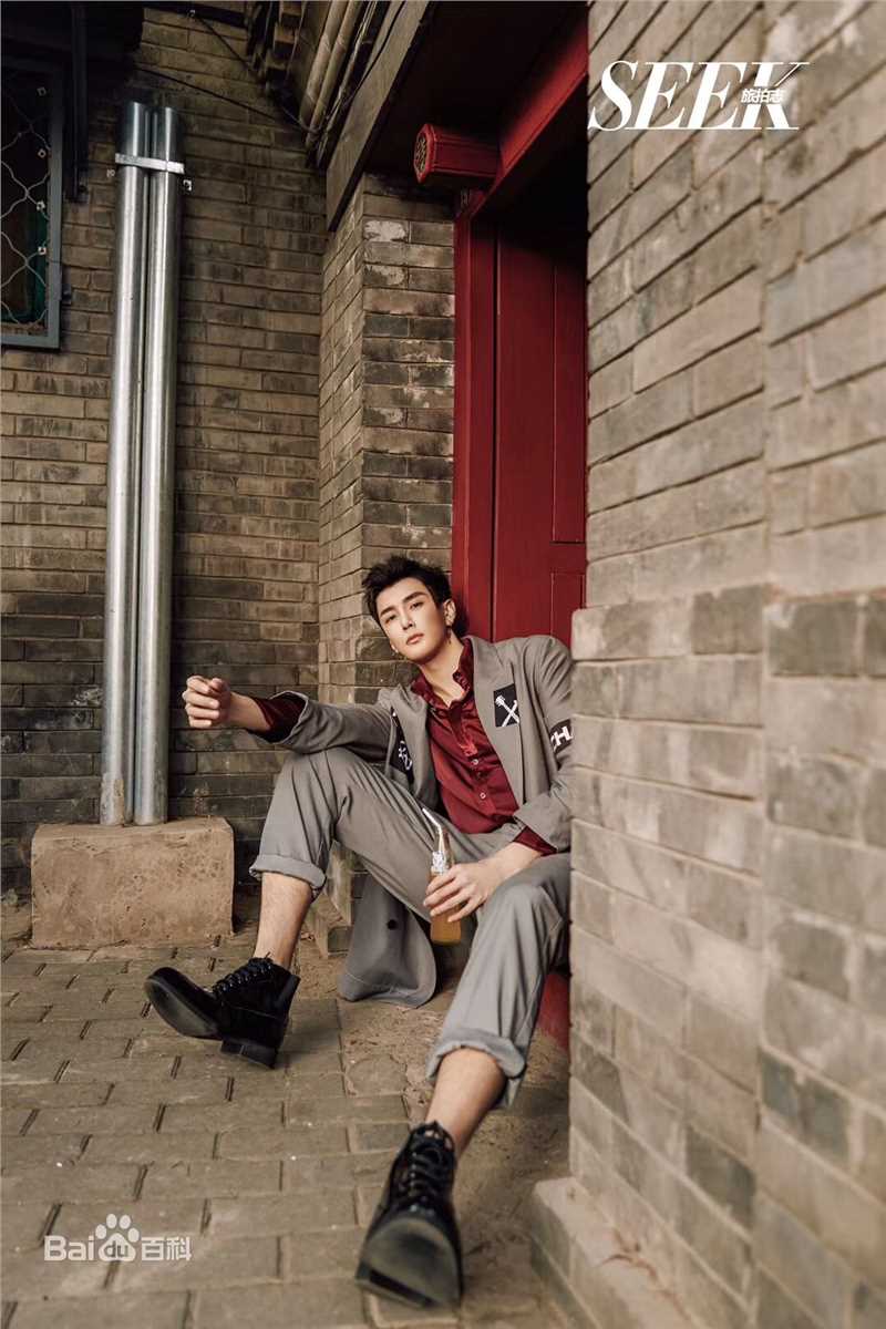 彦希(Saixixi)在《SEEK》2018年10月刊中的