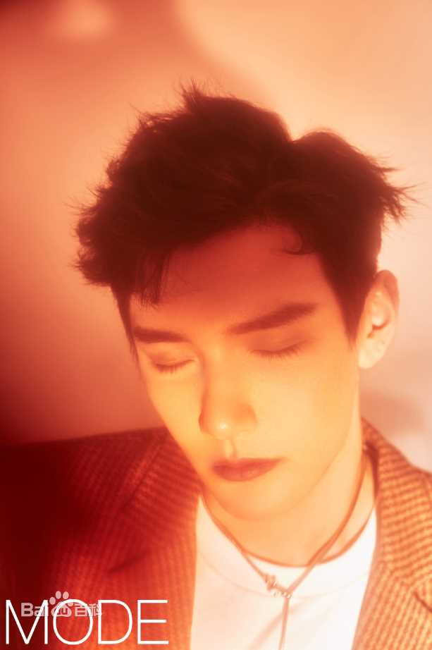 最全彦希(Saixixi)在《MODE》2019年5月刊中的壁纸