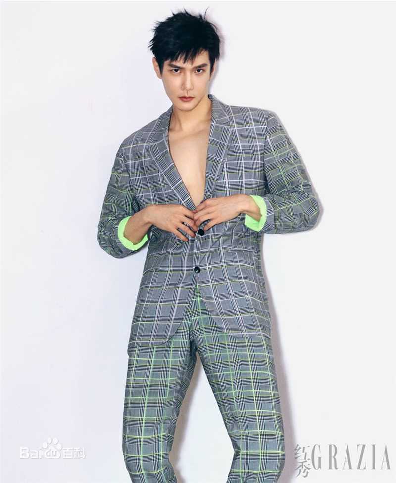 彦希(Saixixi)红秀生活照