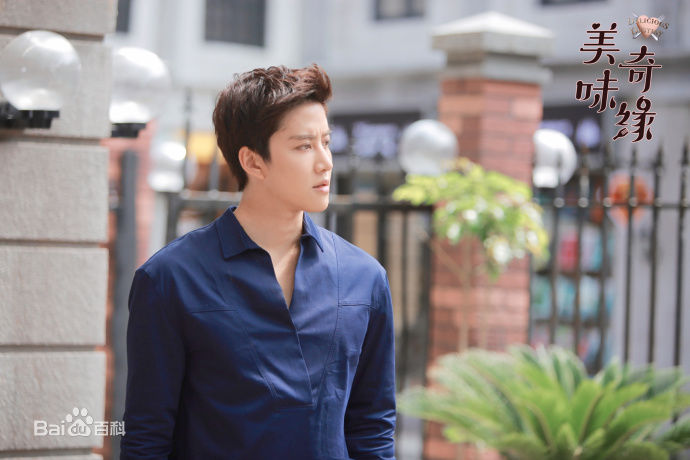 披拉·尼迪裴善官(   /Pirat Nitipaisalkul)Mike精选剧照图册