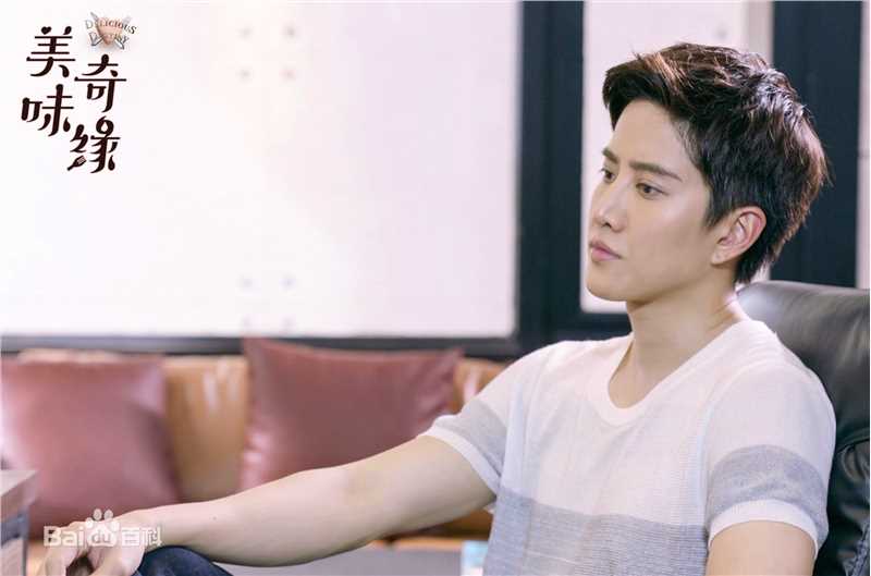 披拉·尼迪裴善官(   /Pirat Nitipaisalkul)Mike精选剧照图册