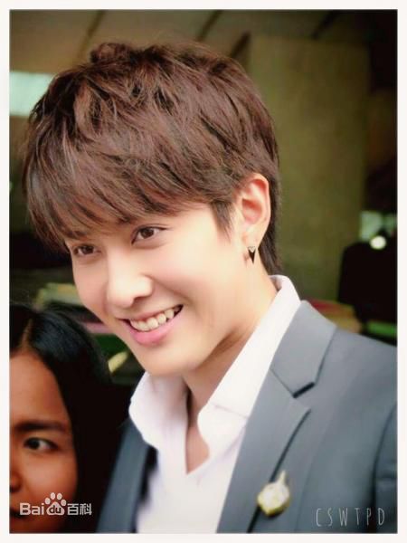 披拉·尼迪裴善官(   /Pirat Nitipaisalkul)Mike泰国活动图册前后照片