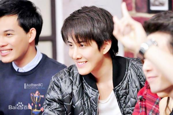 披拉·尼迪裴善官(   /Pirat Nitipaisalkul)Mike泰国活动图册前后照片