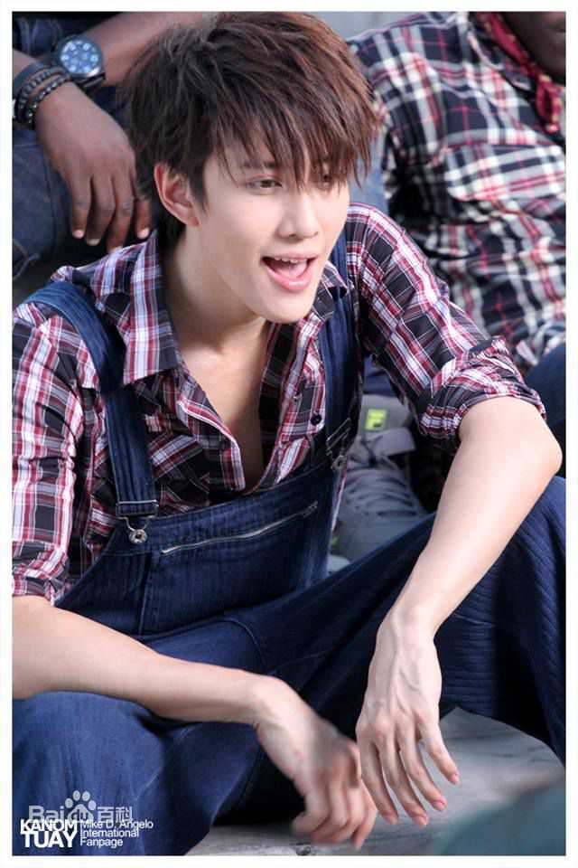 披拉·尼迪裴善官(   /Pirat Nitipaisalkul)Mike泰国活动图册前后照片