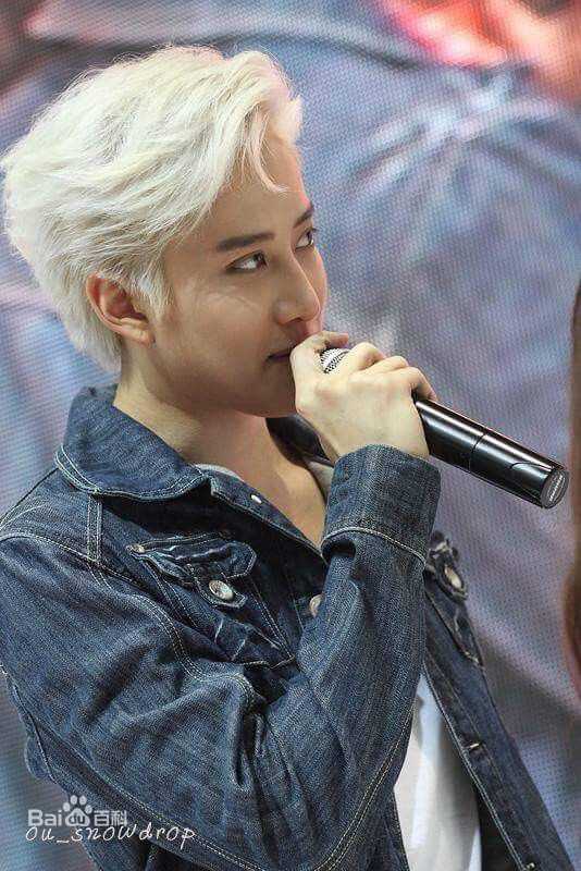 披拉·尼迪裴善官(   /Pirat Nitipaisalkul)Mike泰国活动图册前后照片