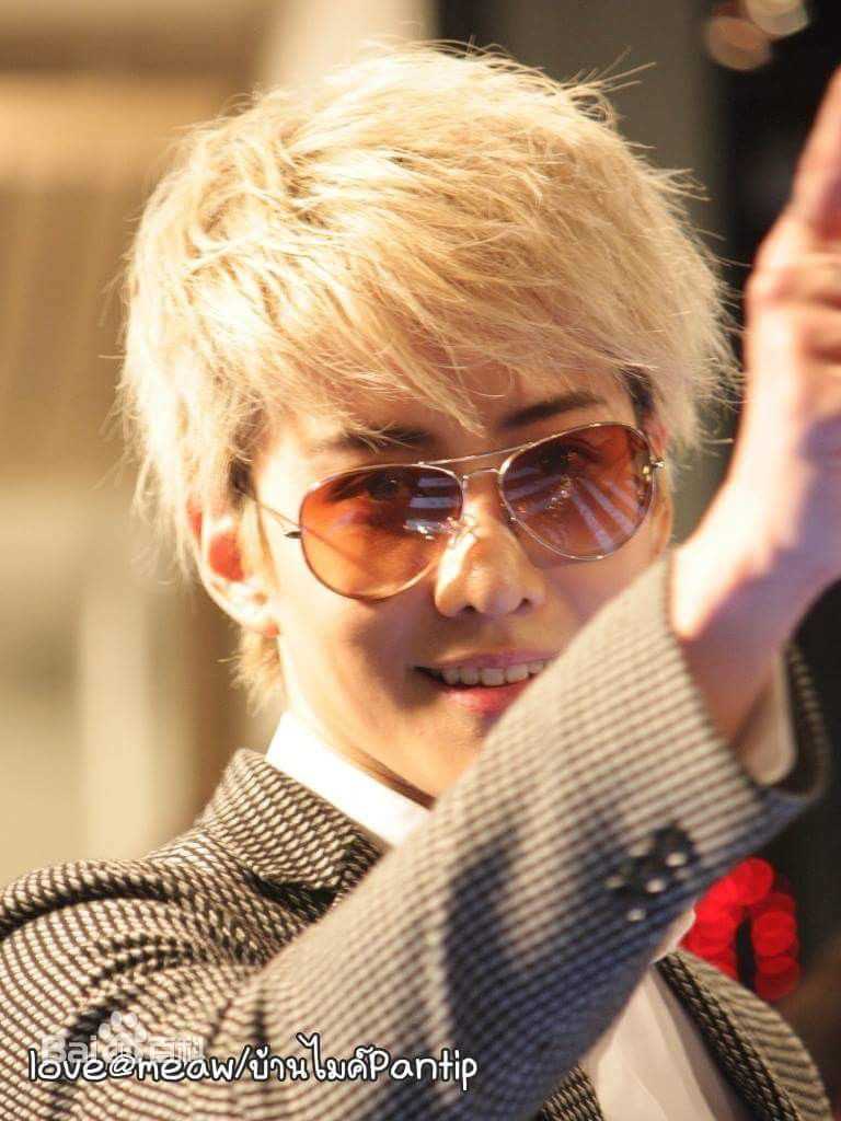 披拉·尼迪裴善官(   /Pirat Nitipaisalkul)Mike泰国活动图册前后照片