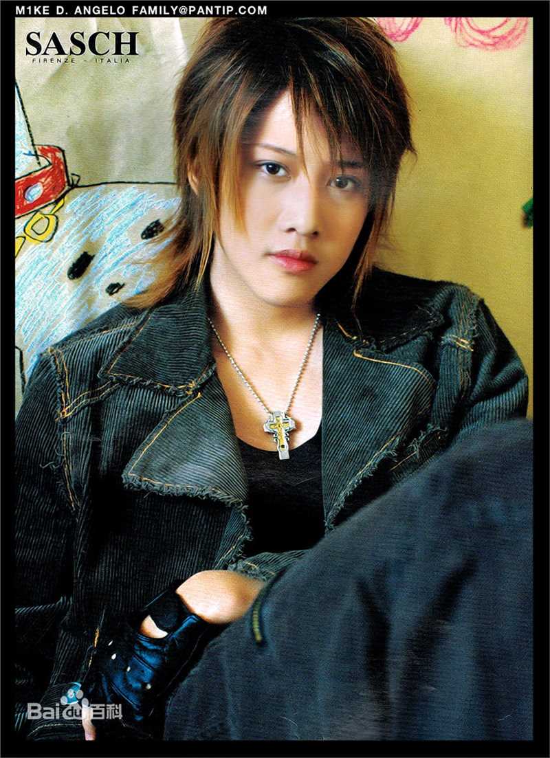 披拉·尼迪裴善官(   /Pirat Nitipaisalkul)高清Mike杂志图册图集