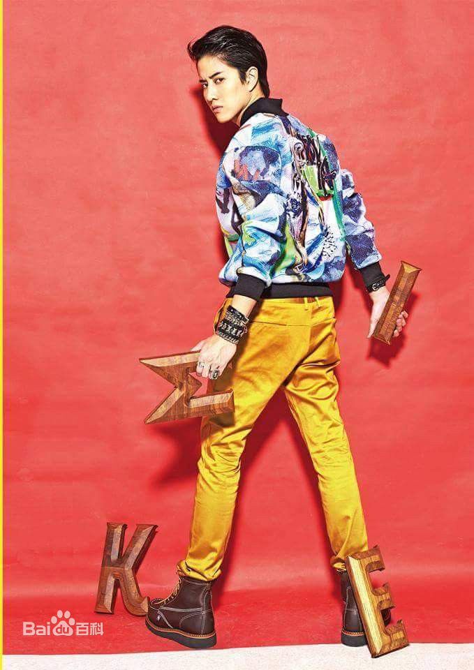 披拉·尼迪裴善官(   /Pirat Nitipaisalkul)高清Mike杂志图册图集