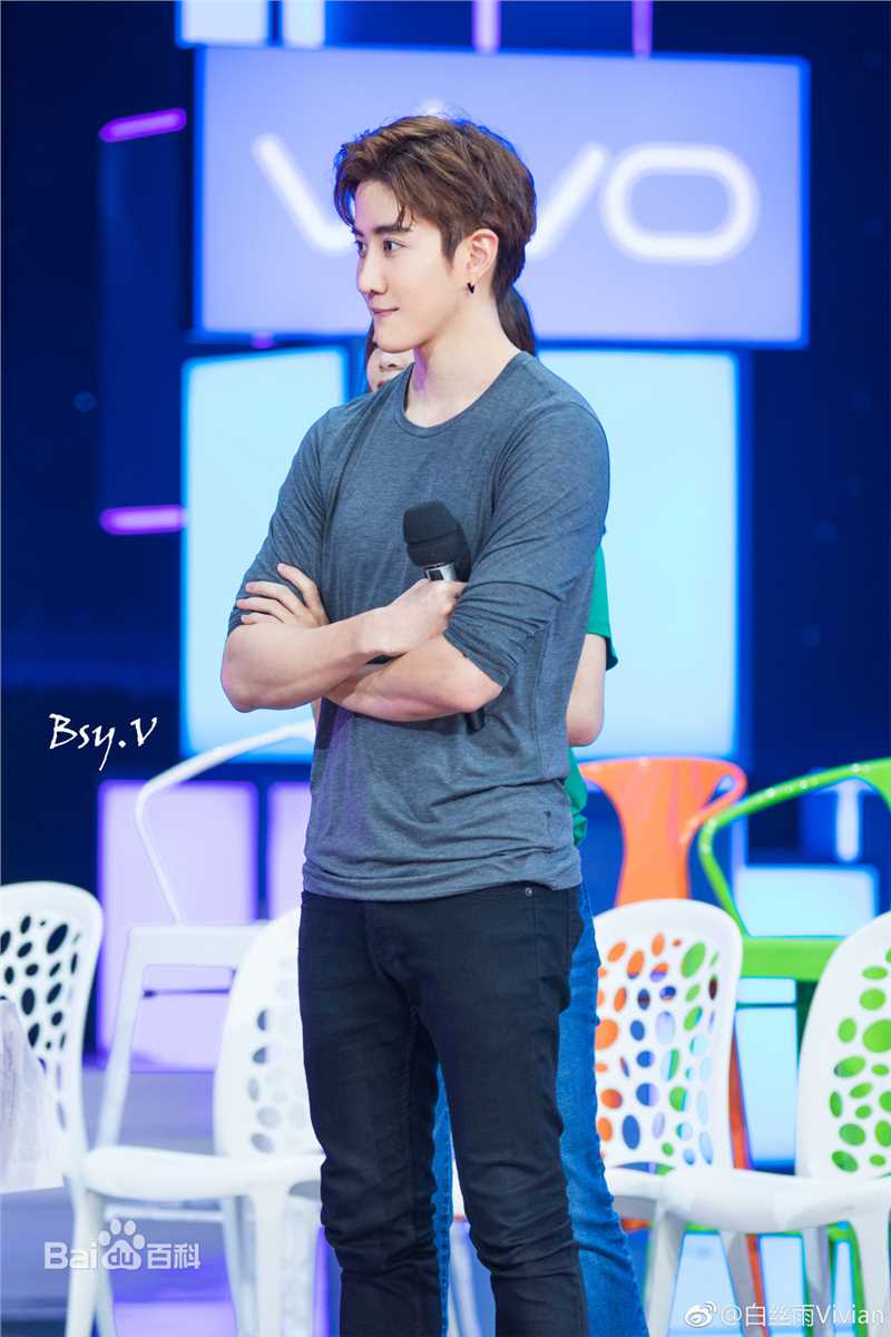 披拉·尼迪裴善官(   /Pirat Nitipaisalkul)Mike综艺图册图册