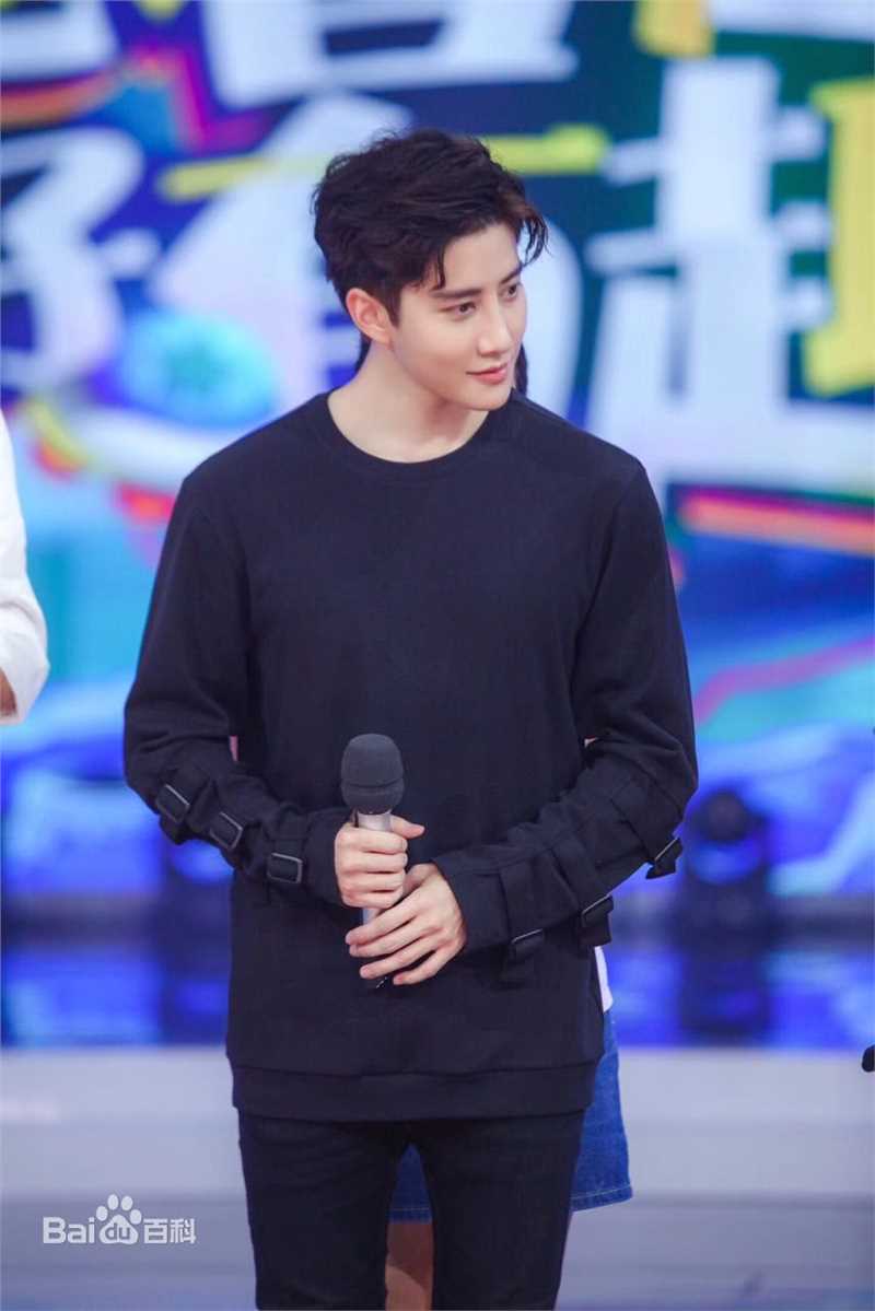 披拉·尼迪裴善官(   /Pirat Nitipaisalkul)Mike综艺图册图册