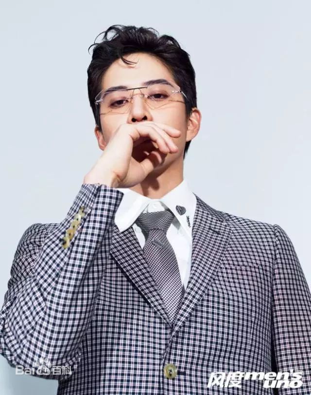 披拉·尼迪裴善官(   /Pirat Nitipaisalkul)高清Mike杂志图册图集