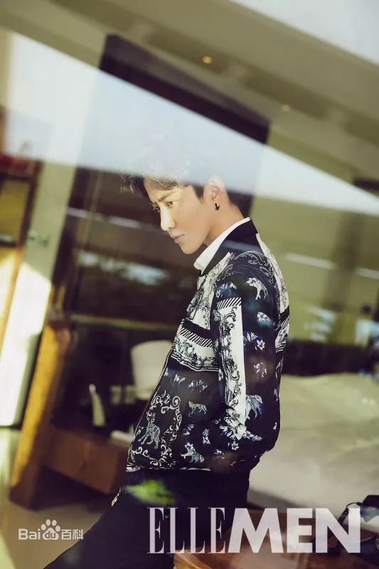 披拉·尼迪裴善官(   /Pirat Nitipaisalkul)高清Mike杂志图册图集