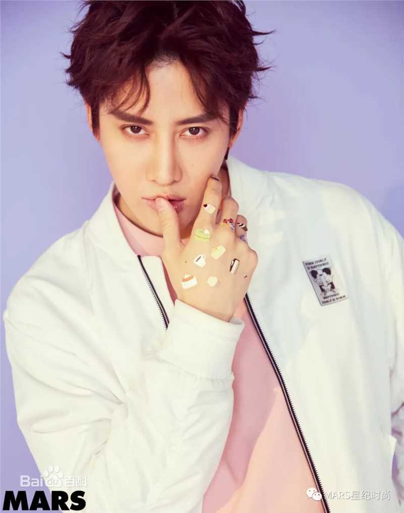 披拉·尼迪裴善官(   /Pirat Nitipaisalkul)高清Mike杂志图册图集