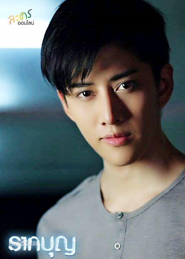 披拉·尼迪裴善官(   /Pirat Nitipaisalkul)Mike泰剧图册素颜照相册