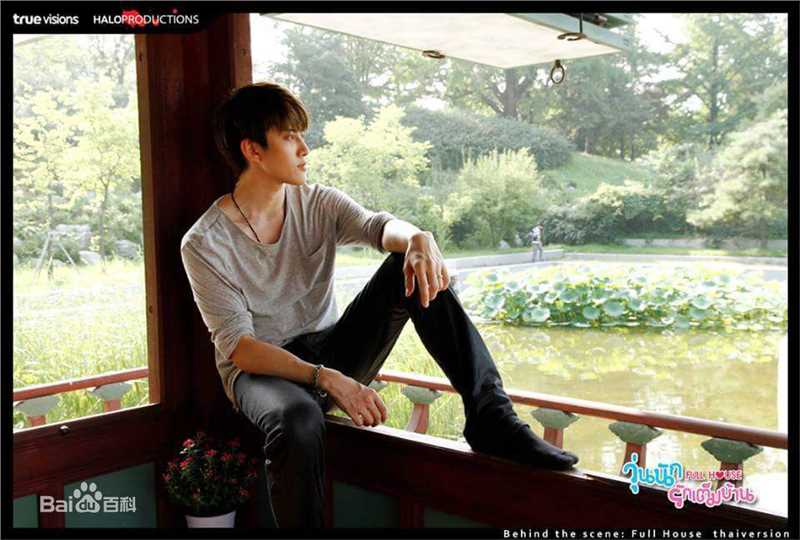 披拉·尼迪裴善官(   /Pirat Nitipaisalkul)Mike泰剧图册素颜照相册