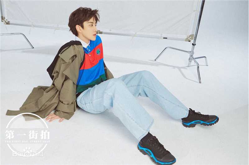 披拉·尼迪裴善官(   /Pirat Nitipaisalkul)Mike街拍图册前后照片