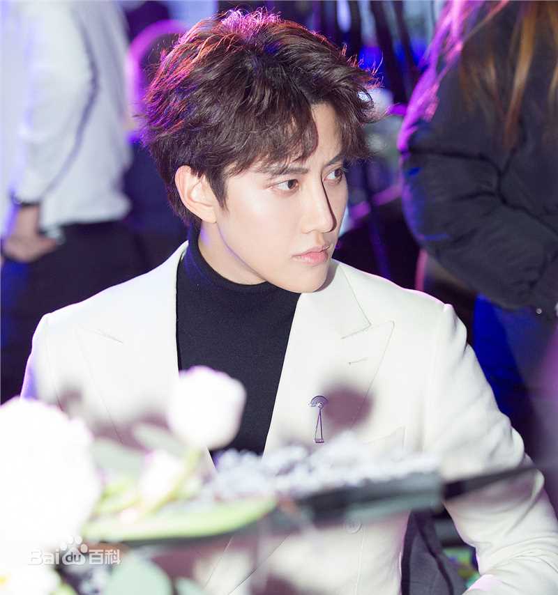 披拉·尼迪裴善官(   /Pirat Nitipaisalkul)Mike活动图册性感图片图集