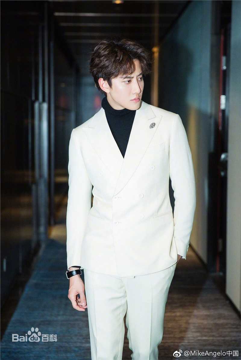 披拉·尼迪裴善官(   /Pirat Nitipaisalkul)Mike活动图册性感图片图集