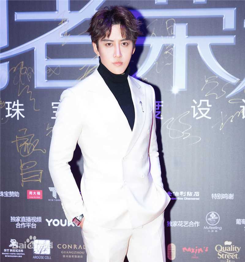 披拉·尼迪裴善官(   /Pirat Nitipaisalkul)Mike活动图册性感图片图集