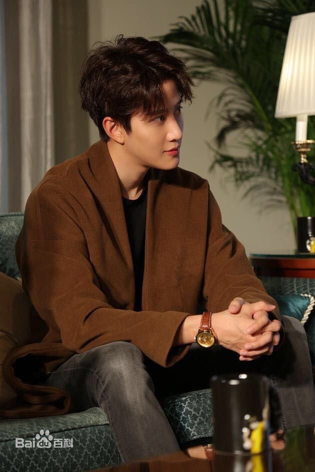 披拉·尼迪裴善官(   /Pirat Nitipaisalkul)Mike活动图册性感图片图集