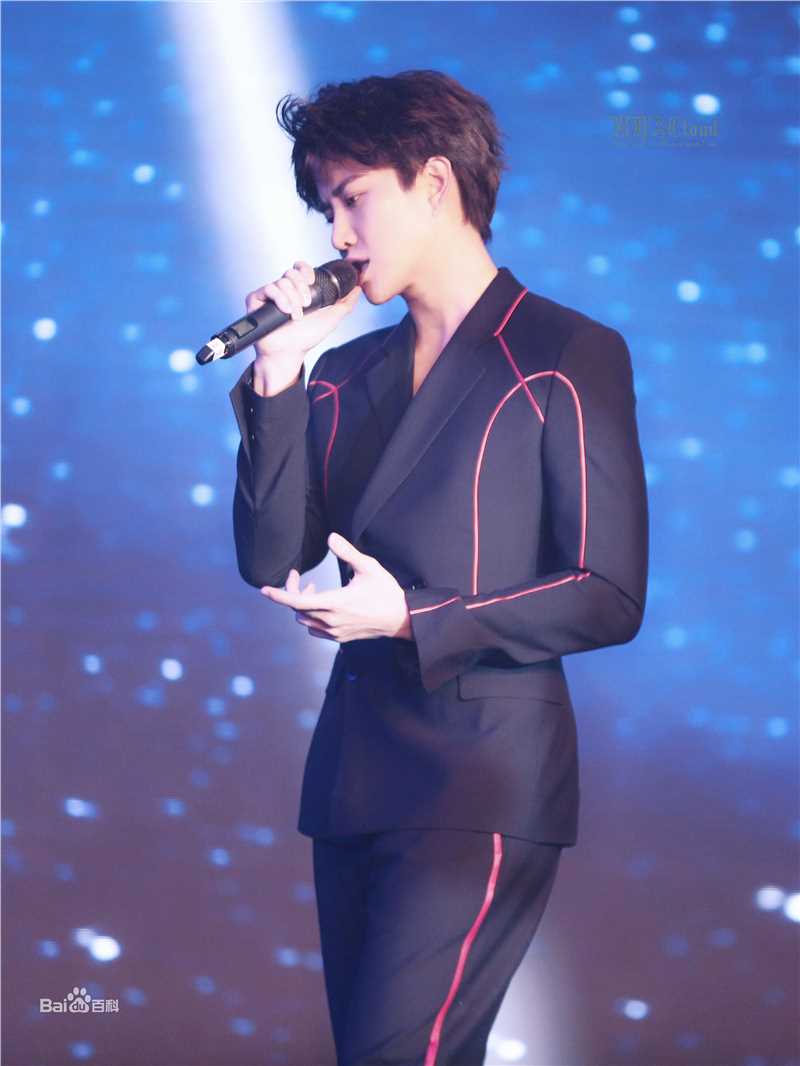 披拉·尼迪裴善官(   /Pirat Nitipaisalkul)Mike活动图册性感图片图集