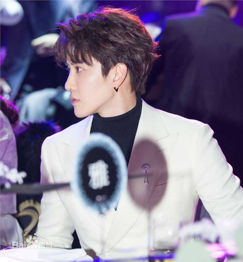 披拉·尼迪裴善官(   /Pirat Nitipaisalkul)Mike活动图册性感图片图集