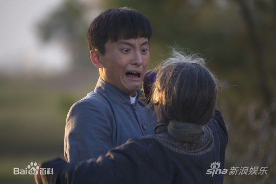 最新牛骏峰在《战长沙》饰胡小满中的壁纸