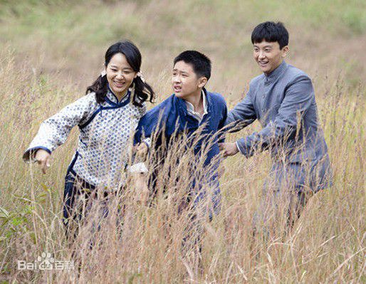 最新牛骏峰在《战长沙》饰胡小满中的壁纸