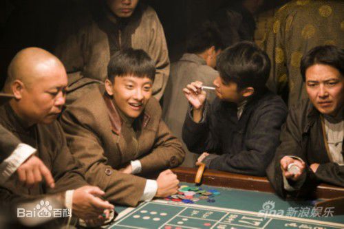 最新牛骏峰在《战长沙》饰胡小满中的壁纸