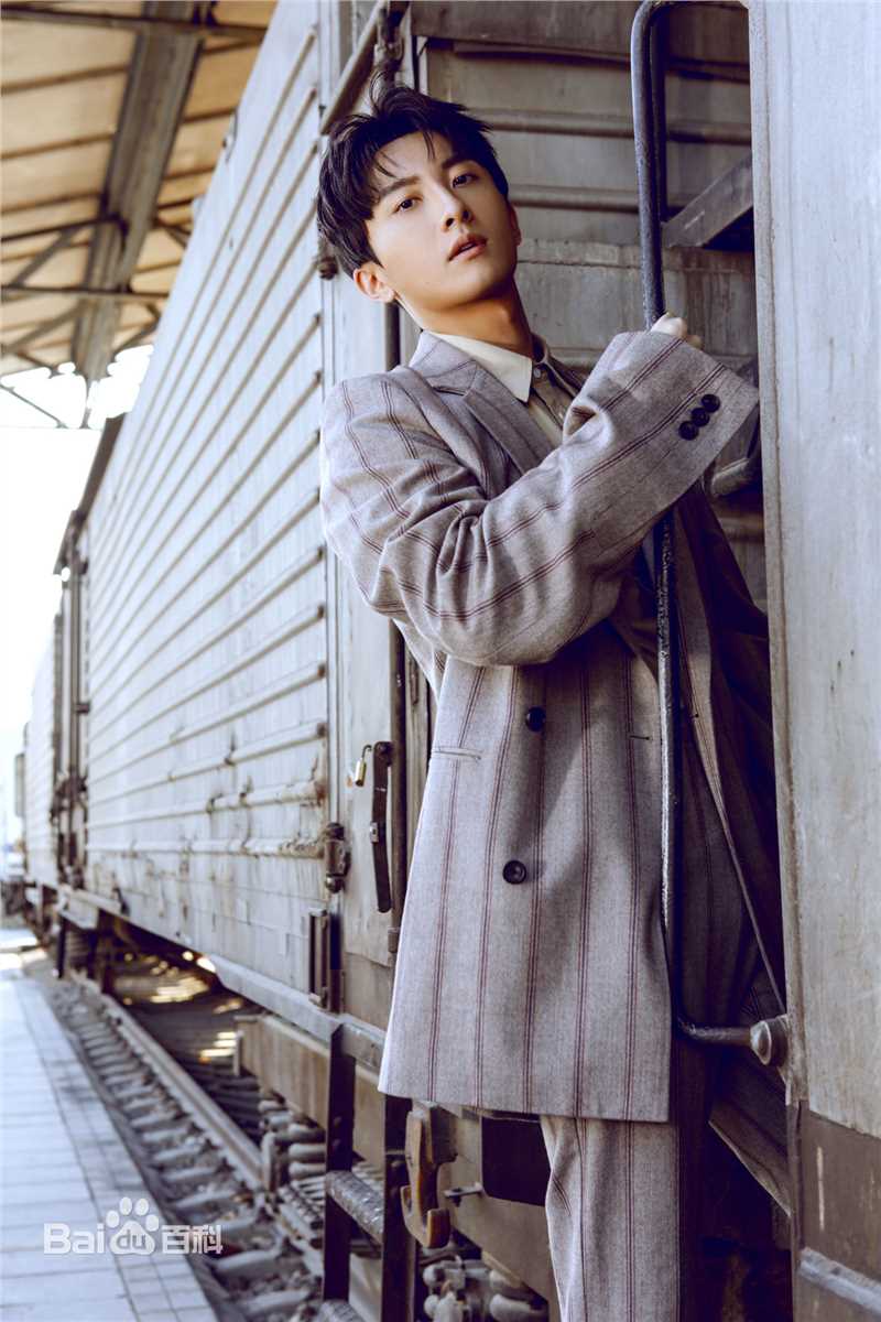 牛骏峰精选各类西装图册