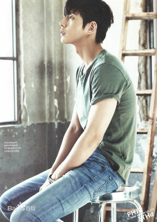 最优质朴海镇(/Park Hae Jin/パクヘジソ)在201502《时尚先生》（韩国版）中的相册