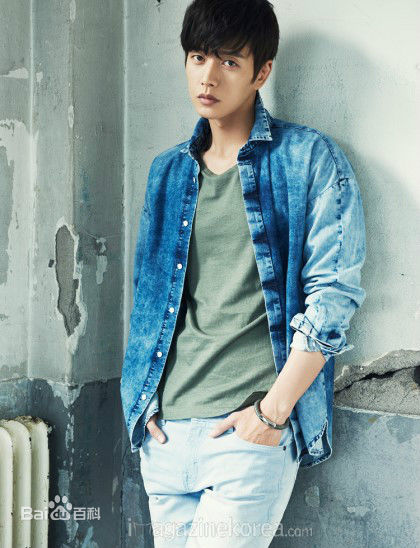最优质朴海镇(/Park Hae Jin/パクヘジソ)在201502《时尚先生》（韩国版）中的相册