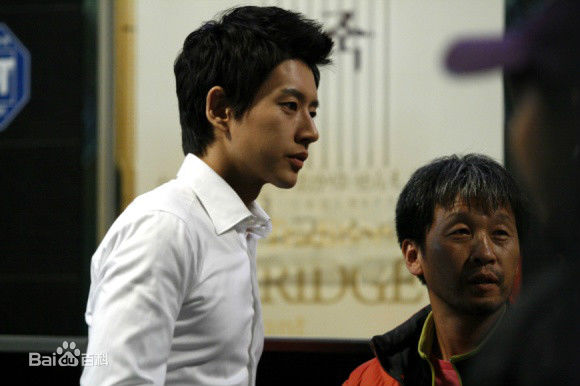 朴海镇(/Park Hae Jin/パクヘジソ)热血商人-河柳壁纸壁纸