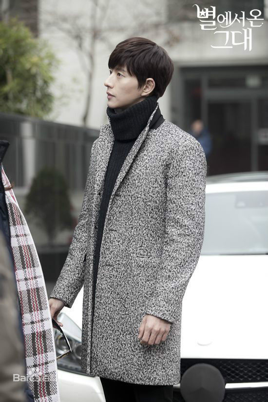 朴海镇(/Park Hae Jin/パクヘジソ)来自星星的你-李辉京壁纸壁纸