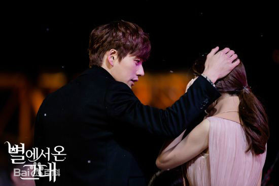 朴海镇(/Park Hae Jin/パクヘジソ)来自星星的你-李辉京壁纸壁纸