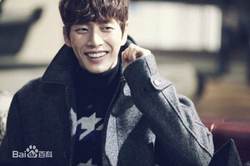 朴海镇(/Park Hae Jin/パクヘジソ)来自星星的你-李辉京壁纸壁纸