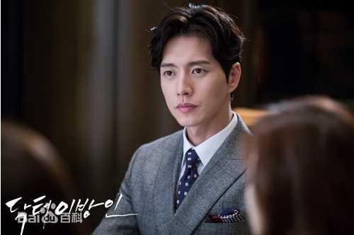 朴海镇(/Park Hae Jin/パクヘジソ)Doctor异乡人-韩在俊生活照