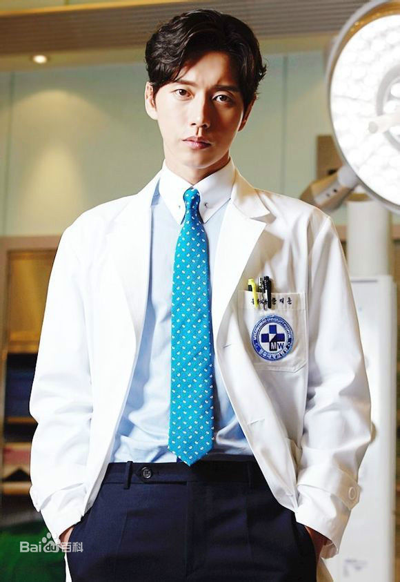 朴海镇(/Park Hae Jin/パクヘジソ)Doctor异乡人-韩在俊生活照