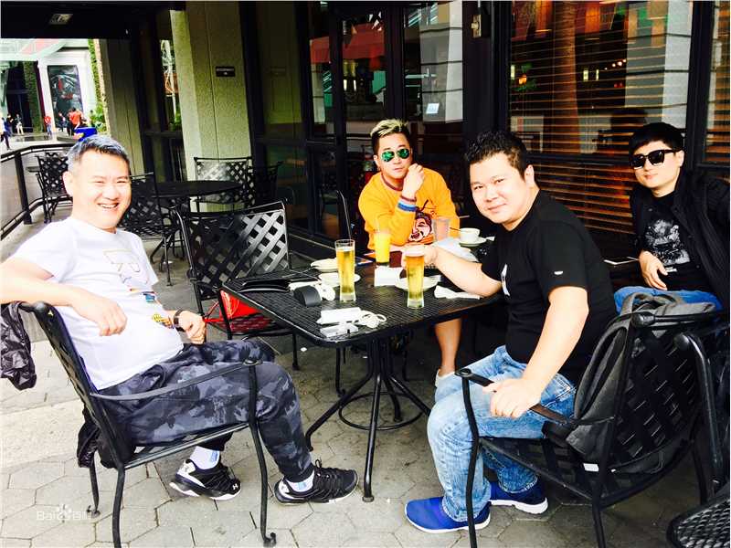 郭大雷(Zorro)生活照壁纸壁纸