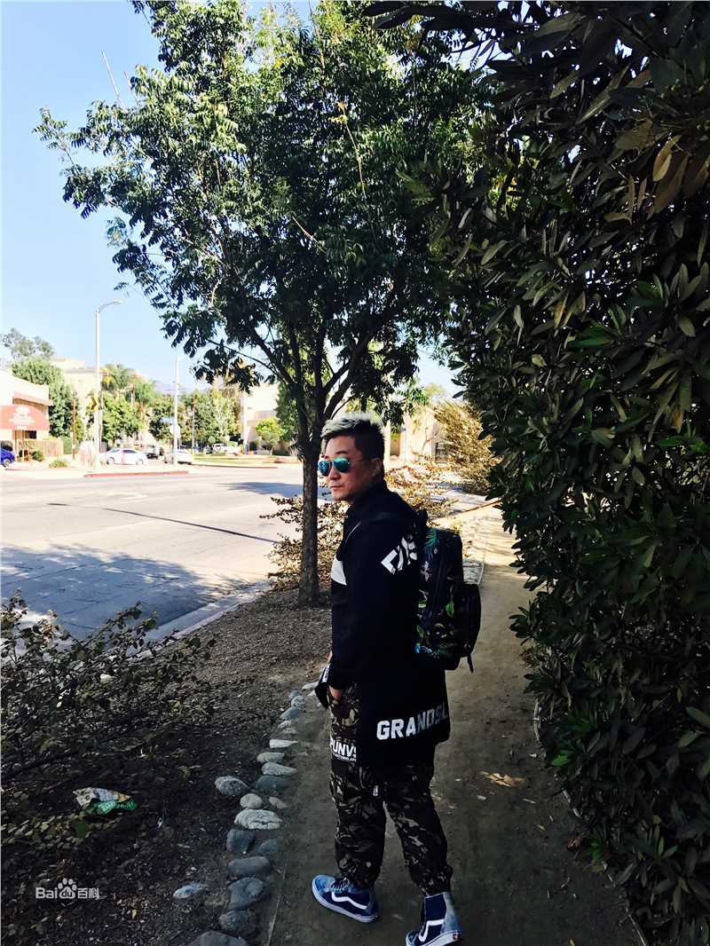 郭大雷(Zorro)生活照壁纸壁纸