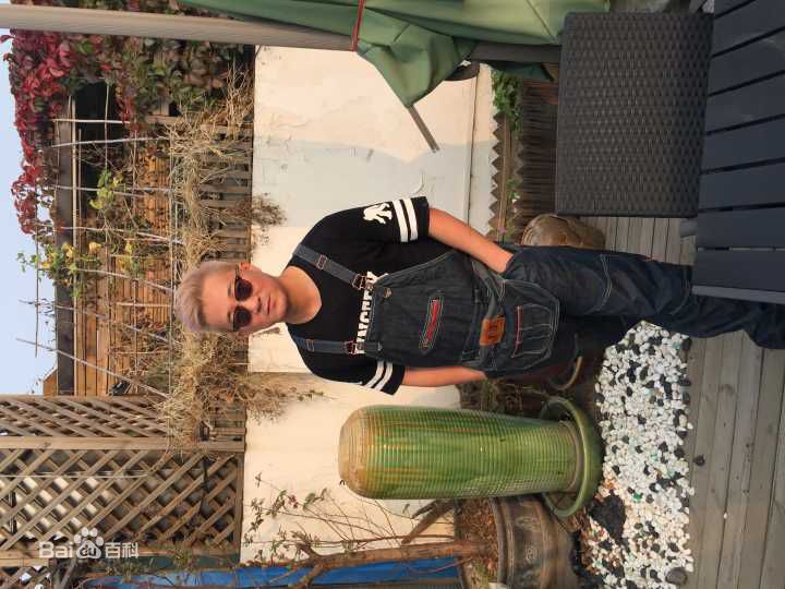 郭大雷(Zorro)生活照壁纸壁纸