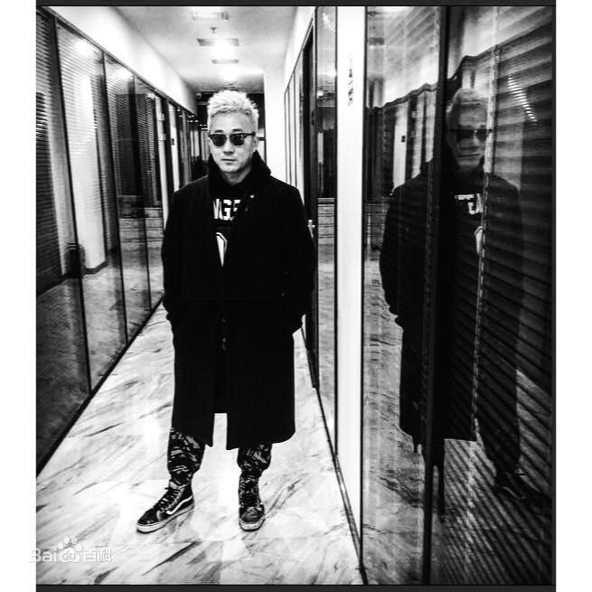 郭大雷(Zorro)生活照壁纸壁纸